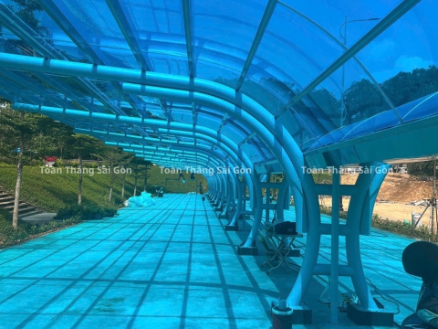 Nhà xe Trường Đại học Khoa học Xã hội và Nhân văn