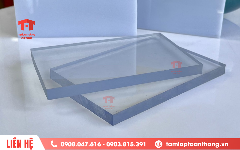 Tấm poly đặc 10mm